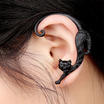 Cat Tail Twist Earring
